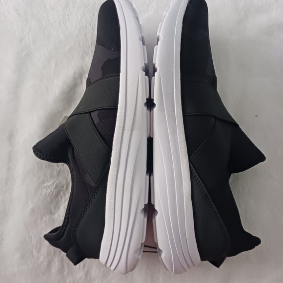 MTA Sport • Women's "Ashley" Memory Foam Camo Athletic Slip-On Sneakers - Picture 5 of 13